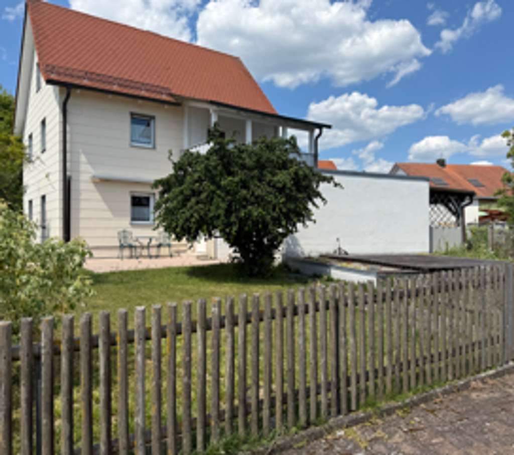 Immobilie in Lenting - Freistehendes Einfamilienhaus mit Garten u. großer Garage ! - Bild 0