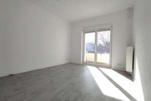 Charmante Altbauwohnung mit Südbalkon & Keller in ruhiger Kiezlage ☎️0172-3261193 – Die vollständige Adresse der Immobilie erhältst du vom Anbieter., 10245 Friedrichshain, Berlin – Vorschaubild 3