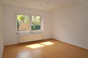 2-Zimmer-Terrassenwohnung mit Garten und Einbauküche in Bielefeld – Die vollständige Adresse der Immobilie erhältst du vom Anbieter., 33613 Mitte, Bielefeld – Vorschaubild 4