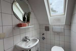 2-Zi.-Wohnung mit Balkon und Dachboden ,Keller, Garage und Fahrradraum – Die vollständige Adresse der Immobilie erhältst du vom Anbieter., 30629 Misburg-Nord, Hannover – Vorschaubild 6