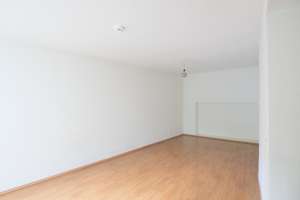 Helle 2-Zimmer-Wohnung mit offenem Wohnkonzept und Pantry-Küche in der Aachener Innenstadt! – Bergdriesch 44, 52062 Ponttor, Aachen – Vorschaubild 3