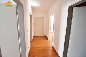 *Ideal für Familien mit Balkon und Tiefgaragenstellplatz auf Anfrage in zentraler Lage* – Gießerstraße 25, 9130 Chemnitz – Vorschaubild 10