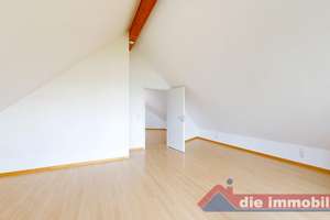 *** Ideal für Eigennutzer: Lichtdurchflutete Dachgeschosswohnung mit Tiefgarage, Fußbodenheizung und – 39114 Berliner Chaussee, Magdeburg – Vorschaubild 12