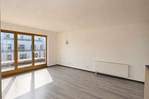 Helle 2-Zimmer Wohnung mit Terrasse und Skyline Blick – 60486 Bockenheim, Frankfurt am Main – Vorschaubild 4