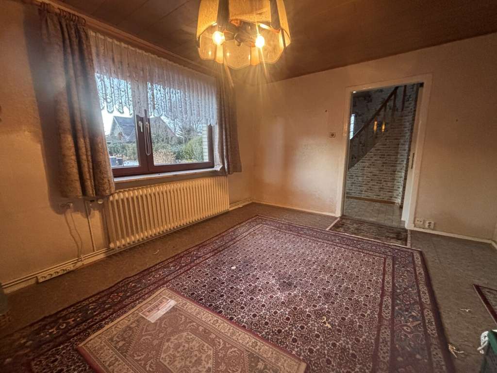 Immobilie in Neumünster - Sanierungsbedürftiges Einfamilienhaus in bester Lage in Tungendorf zu verkaufen! - Bild 3