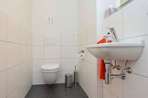 Schön möblierte Wohnung mit Südbalkon in Stuttgart Feuerbach – Die vollständige Adresse der Immobilie erhältst du vom Anbieter., 70469 Feuerbach-Mitte, Stuttgart – Vorschaubild 5