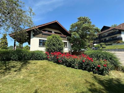 Familienhaus mit Herz, Charakter und traumhaftem Garten in Bad Bellingen