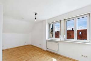 Ein Loft über den Dächern – mit 360° Rundumblick auf außergewöhnlicher Dachterrasse – Die vollständige Adresse der Immobilie erhältst du vom Anbieter., 70327 Untertürkheim (Ortsteil), Stuttgart – Vorschaubild 13