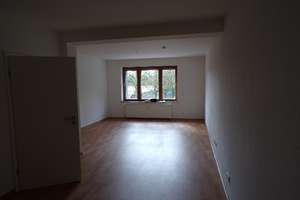 Helle 3,5-Zimmer Wohnung im 1. OG in Duisburg-Neumühl – Bennostraße 28, 47167 Neumühl, Duisburg – Vorschaubild 2