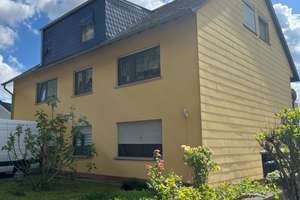 Vollständig renovierte 3-Zimmer-Dachgeschosswohnung mit Einbauküche in Trier – Unter Gerststraße 22, 54293 Ehrang/Quint, Trier – Vorschaubild 3