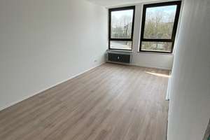 Lichtdurchflutete 3 Zimmer Wohnung im 4. OG in Wuppertal-Vohwinkel – Bahnstraße 28, 42327 Vohwinkel, Wuppertal – Vorschaubild 9