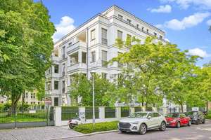 LUXURIÖSES PENTHOUSE MIT DACHTERRASSE
IM DIPLOMATENPARK – Die vollständige Adresse der Immobilie erhältst du vom Anbieter., 10785 Tiergarten, Berlin – Vorschaubild 1