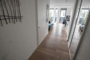Extrem helles Apartment inkl. Luxusmöbel an der Theresienwiese – Hermann-Lingg-Straße 16, 80336 Sankt Paul, München – Vorschaubild 9