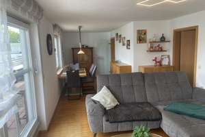 Helle-3-Zimmer Wohnung mit großzügigem Balkon, Aufzug + TG – Die vollständige Adresse der Immobilie erhältst du vom Anbieter., 70374 Sommerrain, Stuttgart – Vorschaubild 3