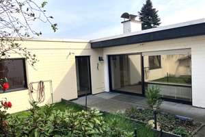 Seltener Bungalow mit separater Einliegerwohnung/Büro – Die vollständige Adresse der Immobilie erhältst du vom Anbieter., 40699 Erkrath – Vorschaubild 1