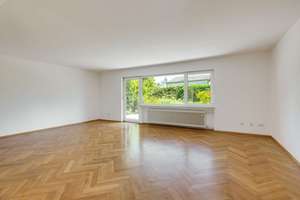 Doppelhaushälfte mit sonnigem Garten und viel Platz für die ganze Familie – Die vollständige Adresse der Immobilie erhältst du vom Anbieter., 81243 Aubing-Süd, München – Vorschaubild 3