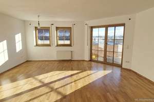Doppelhaushälfte mit Gartenanteil, Garage und Bergblick, Nähe Traunstein (5 km) – Die vollständige Adresse der Immobilie erhältst du vom Anbieter., 83362 Surberg – Vorschaubild 8