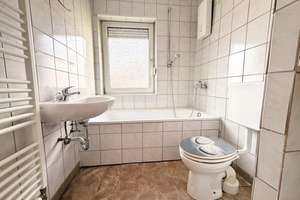 Viel Raum für Familie oder Investment - leere 4 Zimmer-Wohnung mit großem Balkon + PROVISIONSFREI + – Herzog-Berhnhard-Straße 134, 90439 Sündersbühl, Nürnberg – Vorschaubild 3
