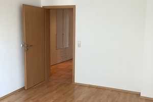 Gemütliche,  3-Zimmer-Wohnung mit Balkon und EBK in Hannover – Husarenstraße 7, 30163 Hannover – Vorschaubild 7