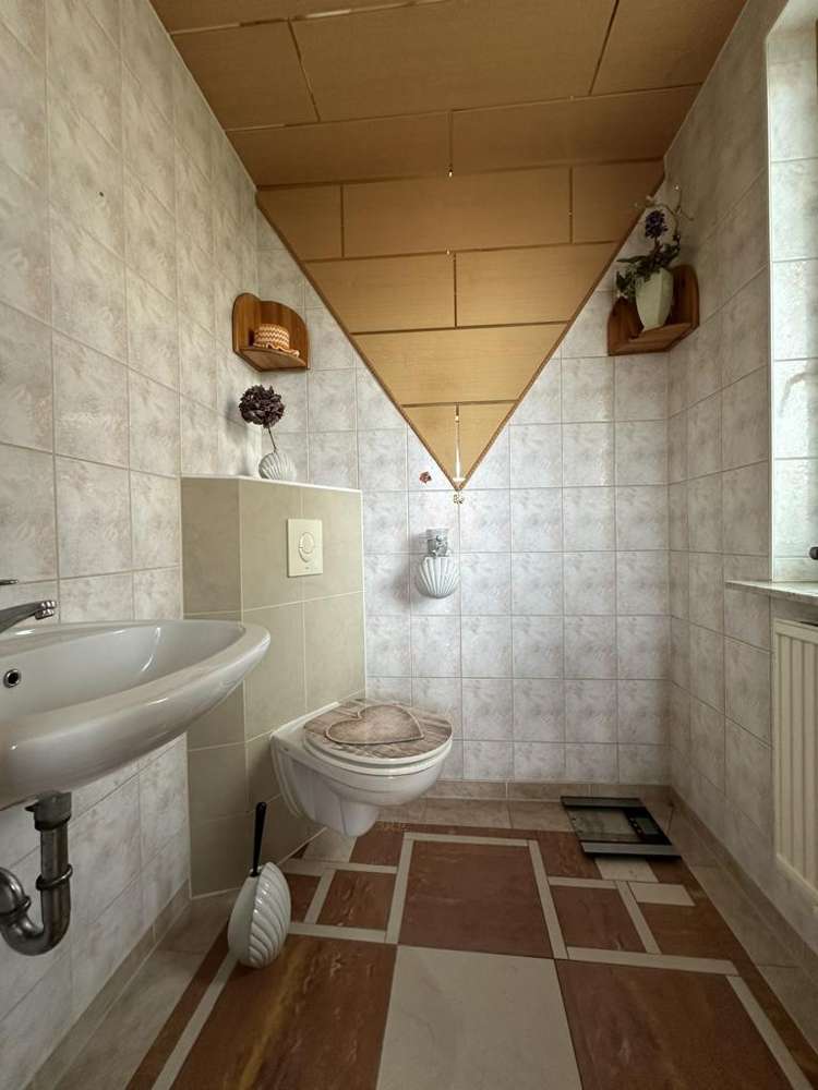 Immobilie in Bollewick - Einfamilienhaus mit Südterrasse und Einliegerwohnung im idyllischen Wohngebiet unweit der Müritz (ca - Bild 10