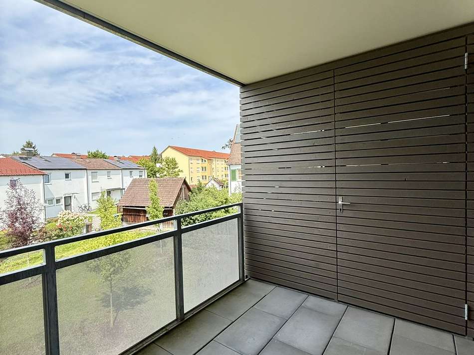 Balkon m. Abstellraum