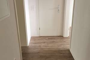 Bezugsfertige 2-Zimmer-Erdgeschoss-Wohnung mit Balkon! – Berliner Str. 27, 47138 Obermeiderich, Duisburg – Vorschaubild 4