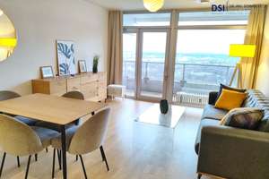 Sülz: Moderne 3-Zimmer-Wohnung mit Balkon und 2 TG-Stellplätzen