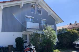 1a ausgestattete DHH Bruckmühl mit Garage und Stellplatz – Die vollständige Adresse der Immobilie erhältst du vom Anbieter., 83052 Bruckmühl – Vorschaubild 3