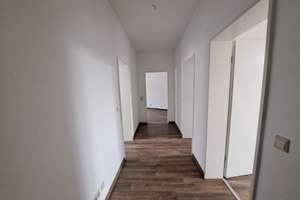 Modernisierte 3-Zimmer-Wohnung mit Balkon und Fußbodenbelag in Bremerhaven-Lehe! – Fritz-Reuter-Straße 31, 27568 Lehe, Bremerhaven – Vorschaubild 7
