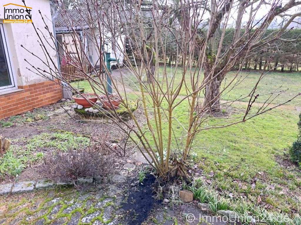 Immobilie in Ansbach - 299.000 für SOFORT freies 186 qm Zweifamilienhaus mit großem Garten und 2 Garagen - Bild 3