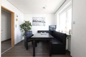 Großzügiges Mehrgenerationenhaus mit Garten/ MFH für die ganze Familie! – Die vollständige Adresse der Immobilie erhältst du vom Anbieter., 71106 Magstadt – Vorschaubild 5