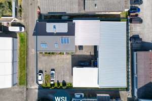 Hochwertig modernisiert, sehr gepflegt! 3-Familien-Wohnhaus mit Doppelgarage und Gewerbe-Halle. – Die vollständige Adresse der Immobilie erhältst du vom Anbieter., 73240 Wendlingen am Neckar – Vorschaubild 4