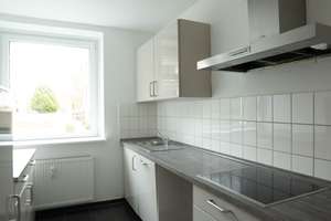 Sonnige Terrasse und eigener Garten - Moderne 2-Zimmerwohnung in Lokstedt – Lohkoppelweg 1, 22529 Lokstedt, Hamburg – Vorschaubild 17
