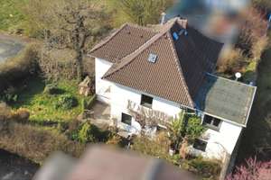 „Hier stört Ihre laute Musik keinen.“
Freistehendes helles Stadthaus mit viel Privatsphäre – Die vollständige Adresse der Immobilie erhältst du vom Anbieter., 7407 Rudolstadt – Vorschaubild 1