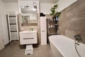 Exklusive 4 -Zimmer Wohnung mit zwei Bädern und Fußbodenheizung – Scheffelstr. 38, 42327 Wuppertal – Vorschaubild 10