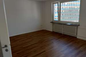 Zentrales Wohnen in der City! Nähe Hauptbahnhof. – Karlstrasse 131, 40210 Stadtmitte, Düsseldorf – Vorschaubild 4