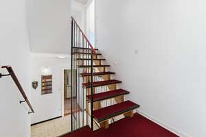 Split-Level-Reihenendhaus mit Garten und Garage. – Die vollständige Adresse der Immobilie erhältst du vom Anbieter., 28757 Schönebeck, Bremen – Vorschaubild 9