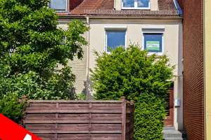!! Viel Platz für die große Familie – solides Reihenhaus mit Potenzial !!