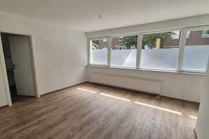 Helle, moderne 2-Zimmer-Wohnung mit offener Küche und Terrasse
