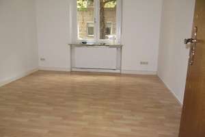 Nibelungenviertel ! Gemütliche 1,5-ZW 45 m², Laminat, Hochparterre
