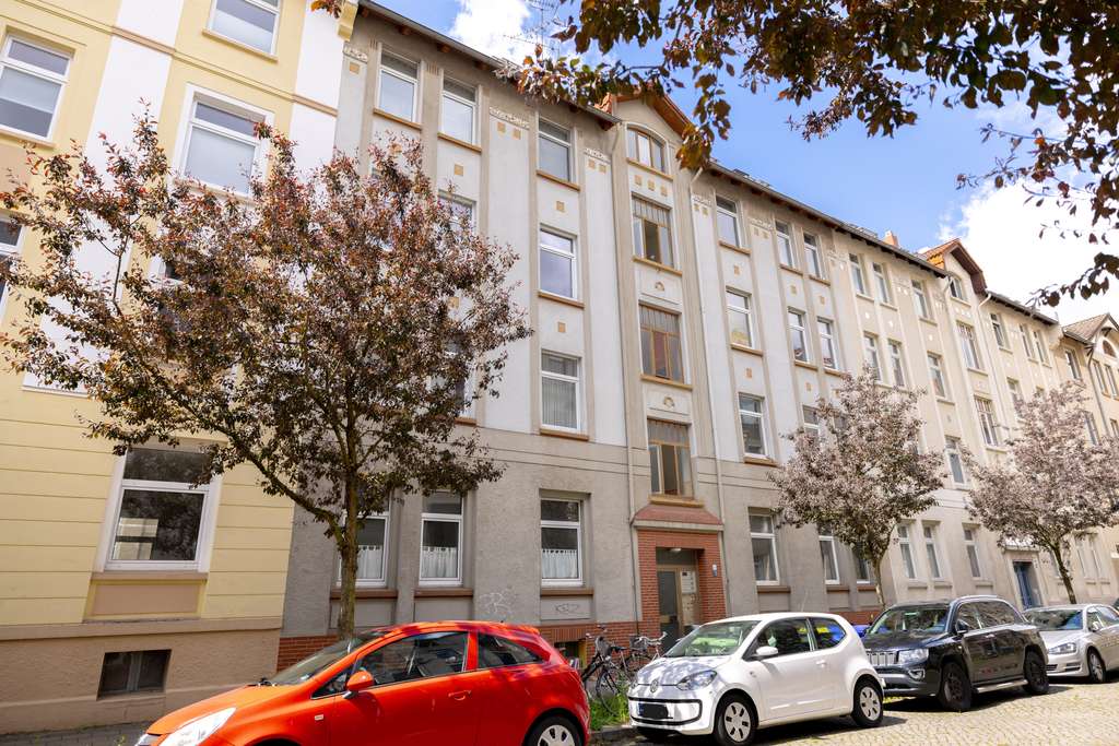 Aufgeteiltes Mehrfamilienhaus mit 15 Einheiten im östlichen Ringgebiet