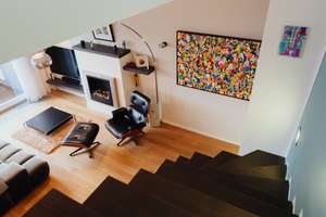 Traum-5-Zim-DG-Wohnung über den Dächern des Prenzlauer Berg mit 2-Garagen, A/C, Terrasse, etc.