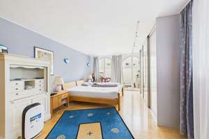 Exklusives Bungalow mit 9 Zimmer auf 330m² Wfl. und großzügigen 758m² Grundstück! – Die vollständige Adresse der Immobilie erhältst du vom Anbieter., 90518 Altdorf bei Nürnberg – Vorschaubild 7