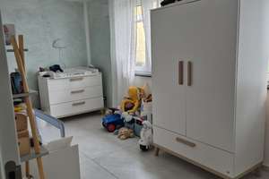 Modernes Reihenhaus aus 2021 mit Whirlpool, PV-Anlage & exklusivem Interieur! – Die vollständige Adresse der Immobilie erhältst du vom Anbieter., 71732 Tamm – Vorschaubild 14