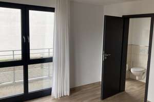 Einfamilienhaus in Stuttgart-Stammheim für Firmen etc. – Die vollständige Adresse der Immobilie erhältst du vom Anbieter., 70439 Stammheim-Süd, Stuttgart – Vorschaubild 9