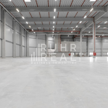 Neuwertige Logistikfläche in Langenfeld | 3 Rampen | sofort verfügbar