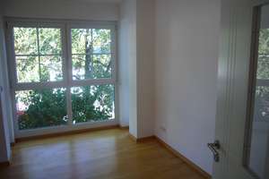 Lux. helle, ruhige 3-Zi.-WHG, in kl. Wohnanlage in Waldtrudering – 81827 Waldtrudering, München – Vorschaubild 10