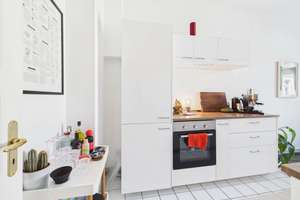 BESICHTIGUNGEN JETZT im Bötzowkiez: 2 tolle Zimmer, Holzparkett, Frühstücks-Balkon & coole Lage – Die vollständige Adresse der Immobilie erhältst du vom Anbieter., 10407 Prenzlauer Berg, Berlin – Vorschaubild 18