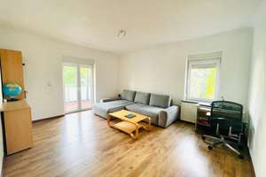 Helle 3,5-Zimmer-Wohnung mit Balkon, Einbauküche und Stellplatz in HN-Sontheim – Die vollständige Adresse der Immobilie erhältst du vom Anbieter., 74081 Sontheim, Heilbronn – Vorschaubild 2