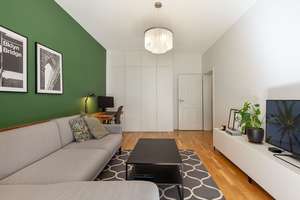 Charmante 2-Zimmer-Neubauwohnung mit Balkon und Lift in Berlin-Friedrichshain – Die vollständige Adresse der Immobilie erhältst du vom Anbieter., 10243 Friedrichshain, Berlin – Vorschaubild 2